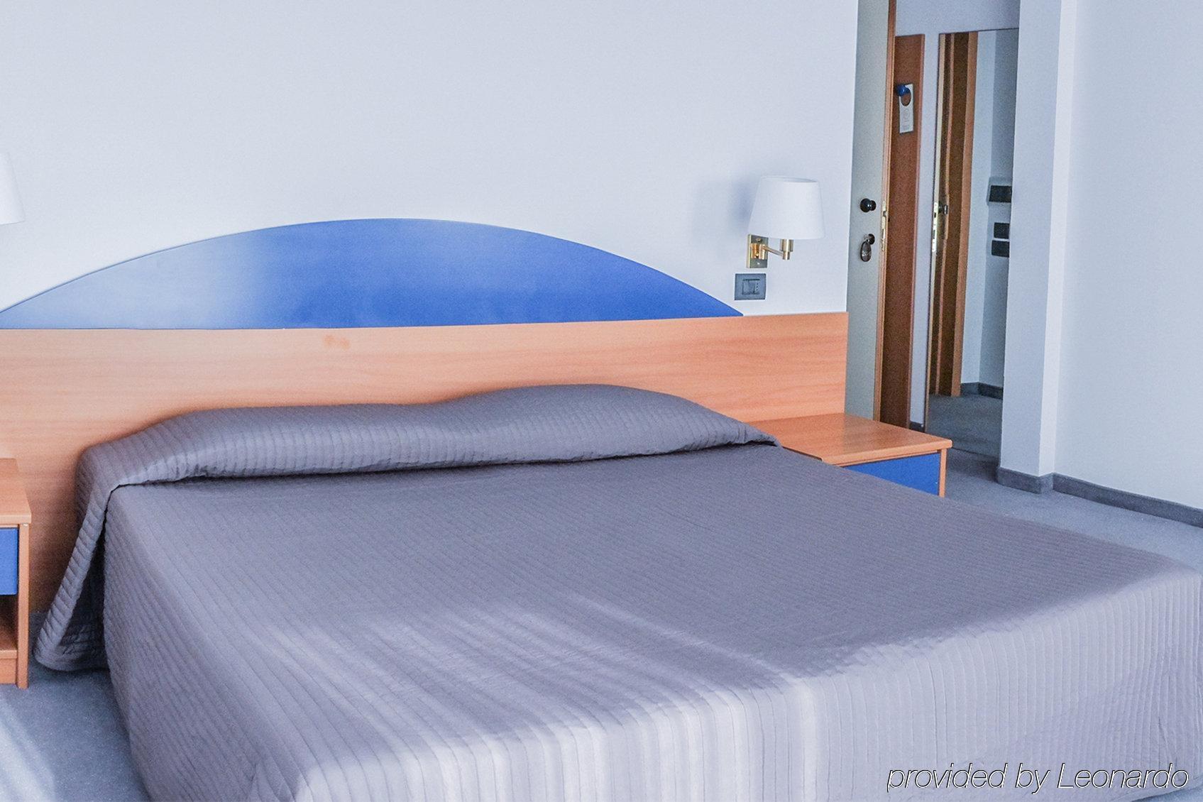 Roero Park Hotel Sommariva Perno Εξωτερικό φωτογραφία