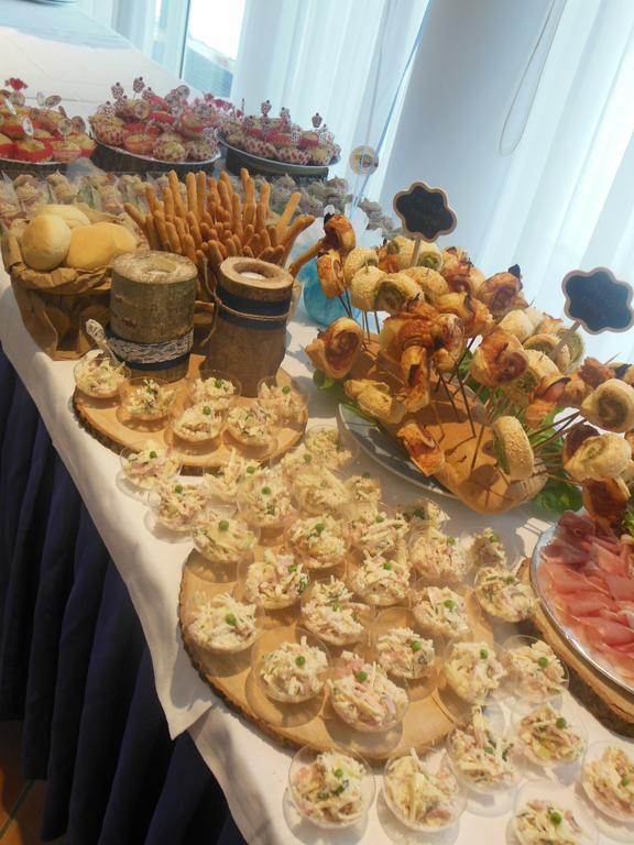 Roero Park Hotel Sommariva Perno Εξωτερικό φωτογραφία